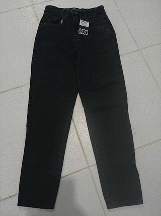 Mom preto básica