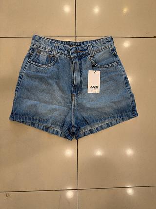 Short Zara