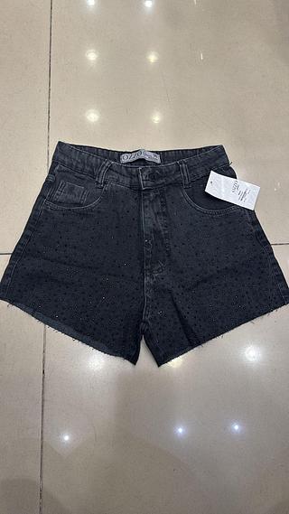 short estonado com brilho