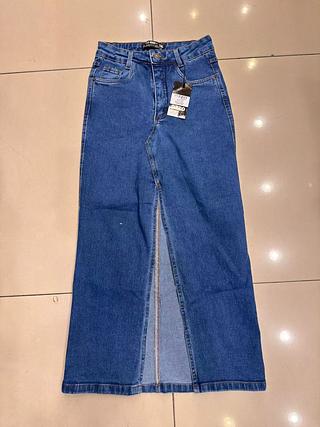 saia midi com 1% lycra