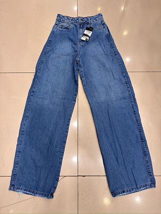 Calça wide ballon