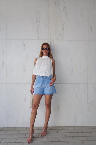 Short corte a fio