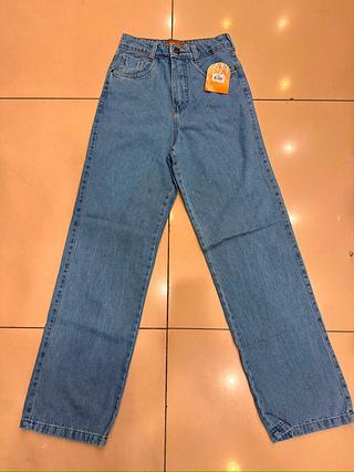 Calça wide leg básica